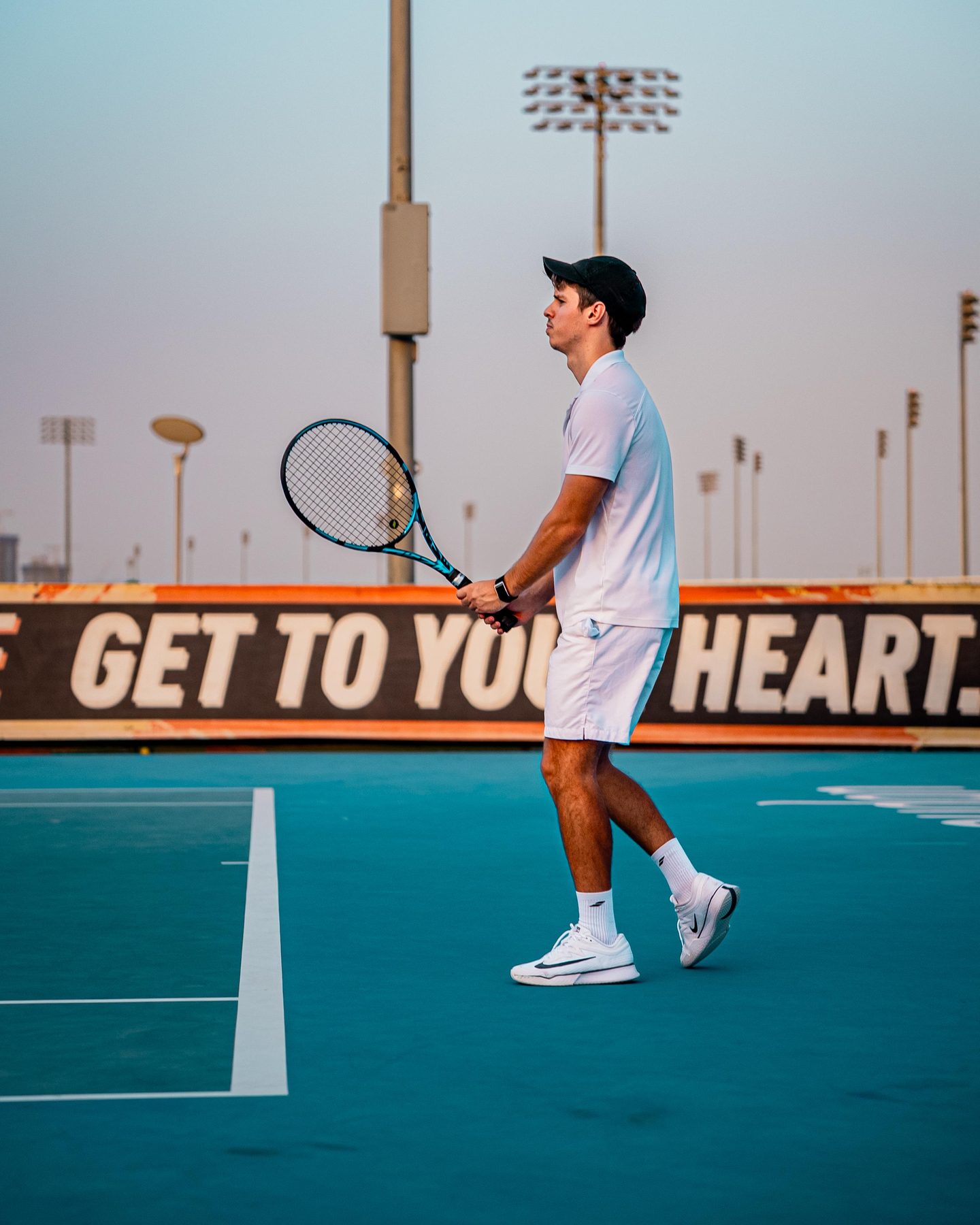 Tennis 360 - ready position